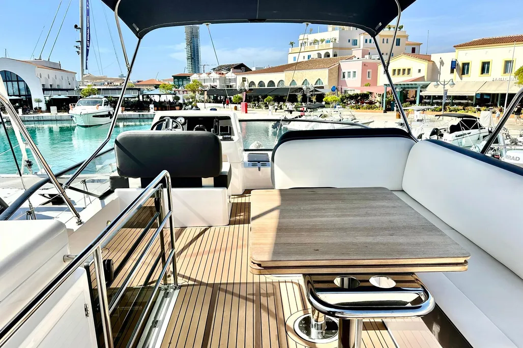 Bavaria Virtess 420 Fly | ID 123 - 3