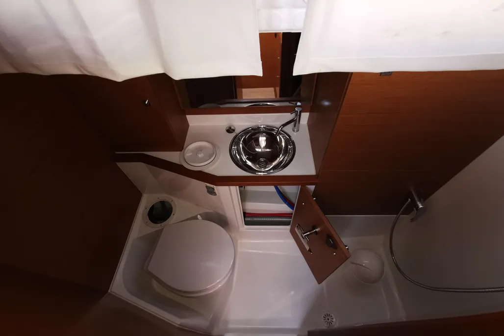 Jeanneau Sun Odyssey 389 | ID 92 - 16